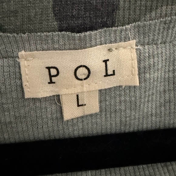 💕POL Gray Camouflage Shirt - Picture 4 of 8